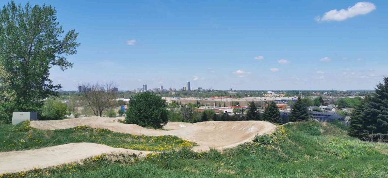 滑铁卢downtown condo出售